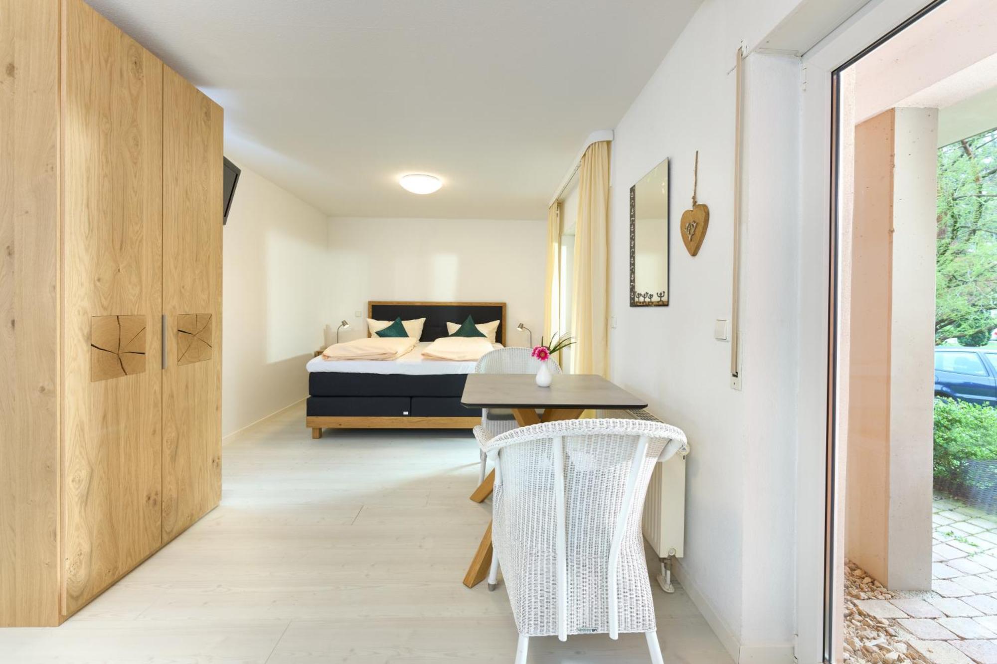 Thermen Appartements Gabriela, Appartement 24 Qm Bad Krozingen Esterno foto